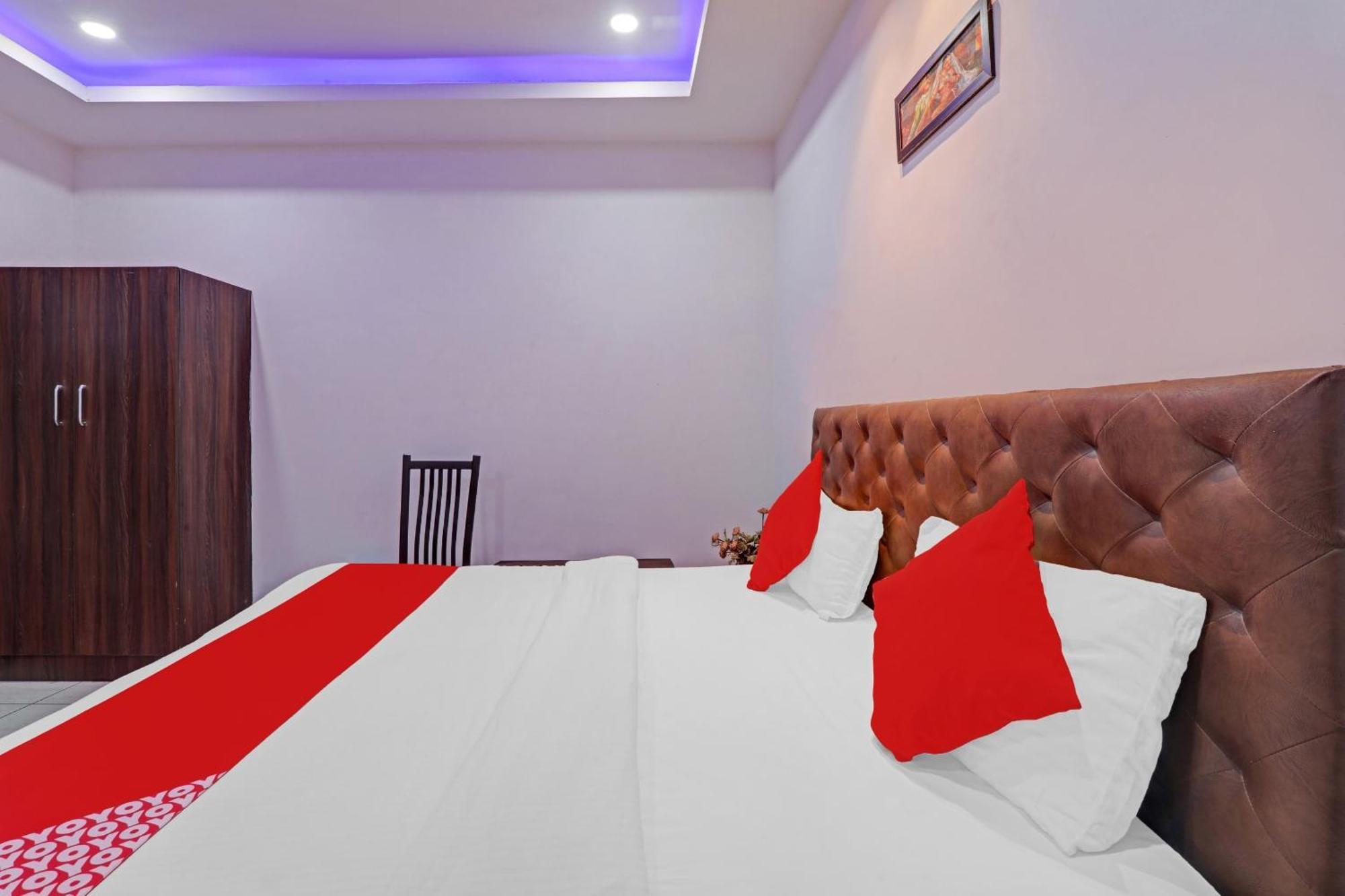 Super Hotel O Satya Shiv Inn Banthra Sikandarpur 外观 照片